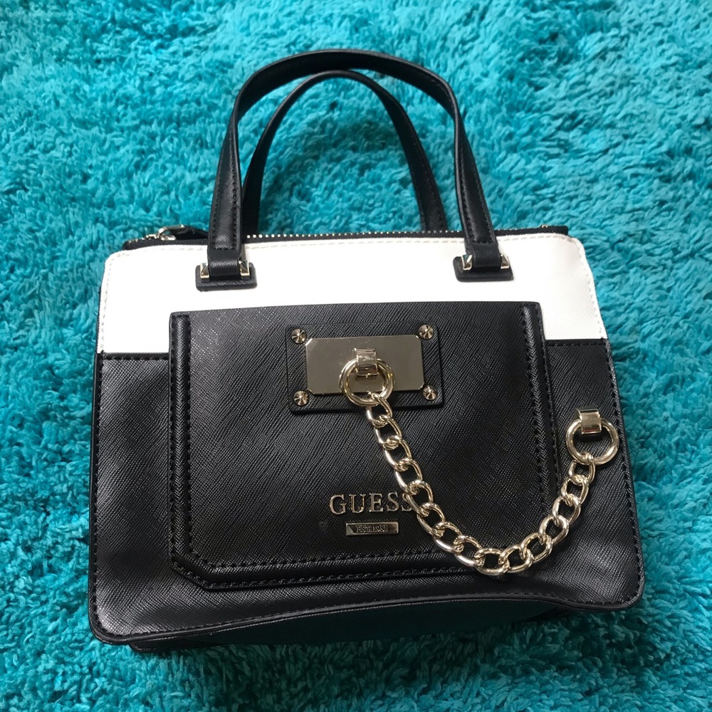Guess chain purse
